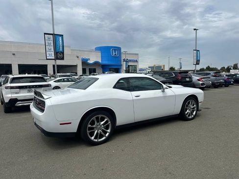 Used 2022 Dodge Challenger GT AWD/4WD image 3