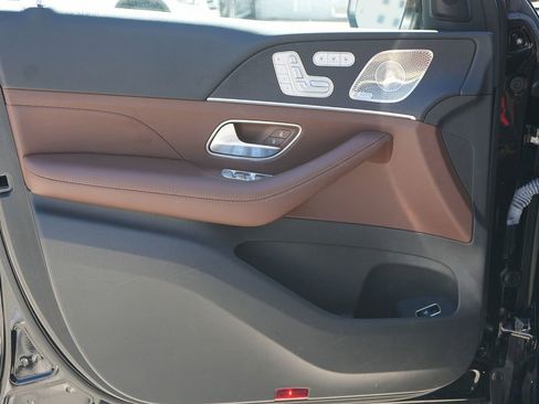 Certified 2024 Mercedes-Benz GLS 450 4MATIC image 17