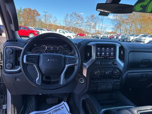 Used 2020 Chevrolet Silverado 1500 RST image 21