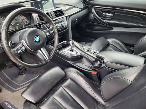 Used 2020 BMW M4 Convertible RWD image 12