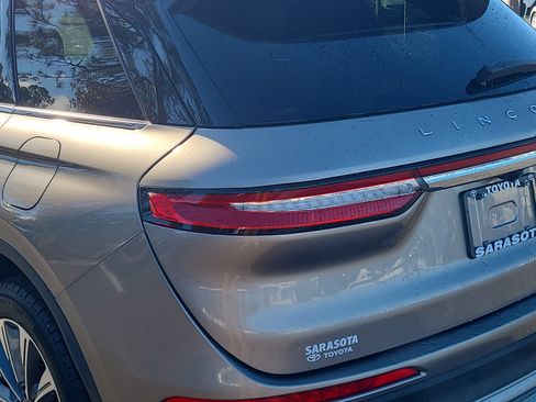 Used 2020 Lincoln Corsair Reserve w/ Elements Package image 12