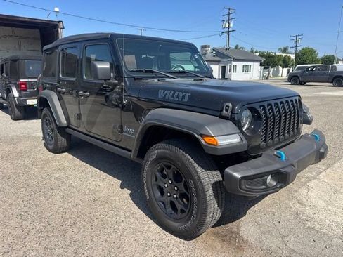 Used 2023 Jeep Wrangler Unlimited AWD/4WD image 3