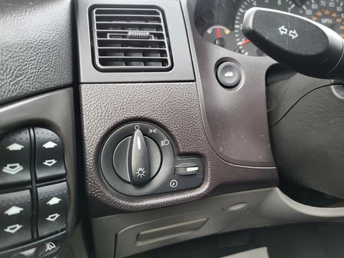 Used 2007 Ford Focus SE image 20