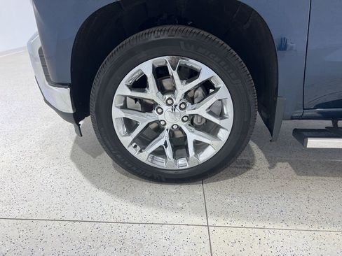 Used 2021 Chevrolet Silverado 1500 LT w/ All Star Edition Plus image 27