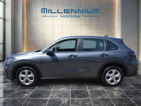 Used 2023 Honda HR-V LX image 10