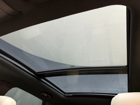 Used 2018 Cadillac XT5 Premium Luxury image 14