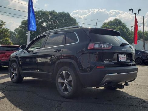 Used 2019 Jeep Cherokee Limited image 5