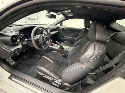 Used 2024 Toyota GR86 Premium w/ Performance Package RWD image 12