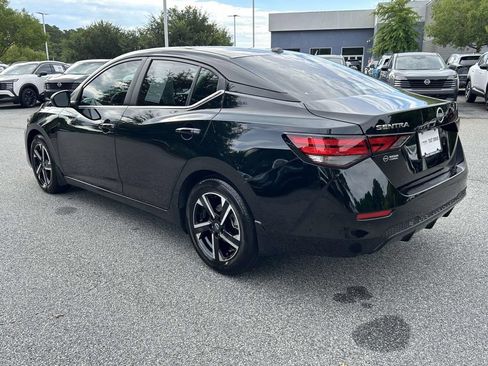 Used 2025 Nissan Sentra SV FWD image 3