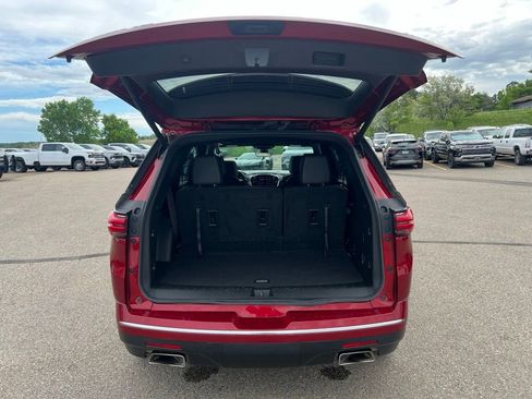 Certified 2023 Chevrolet Traverse Premier w/ LPO, Floor Liner Package AWD/4WD image 29