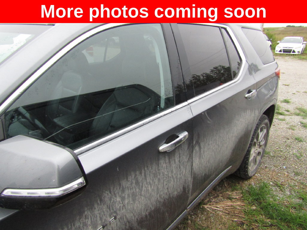 Used 2019 Chevrolet Traverse Premier w/ LPO, Floor Liner Package AWD/4WD image 2