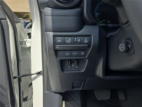 Used 2024 Toyota Land Cruiser image 35