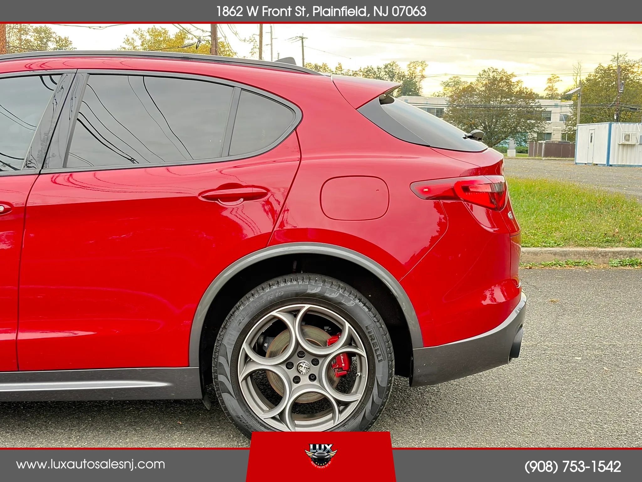 Used 2023 Alfa Romeo Stelvio Ti AWD/4WD image 11