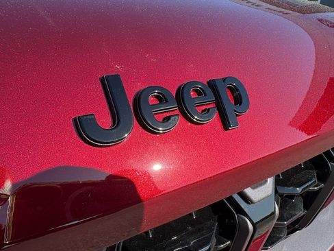 New 2026 Jeep Grand Cherokee L Limited AWD/4WD image 18
