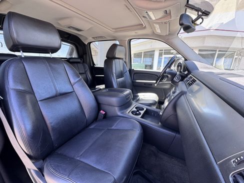 Used 2007 Chevrolet Avalanche LT w/ LT Preferred Equipment Group AWD/4WD image 41