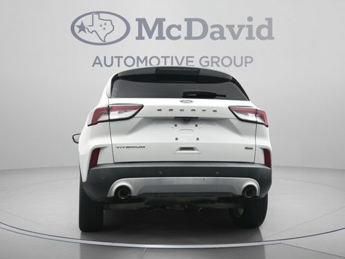 Used 2020 Ford Escape Titanium w/ Titanium Premium Package 2.0 FWD image 29