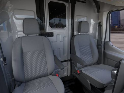 Used 2026 Ford Transit 250 148 High Roof Extended RWD image 10