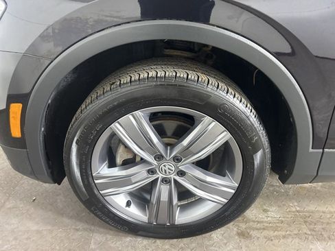 Used 2020 Volkswagen Tiguan SEL image 26