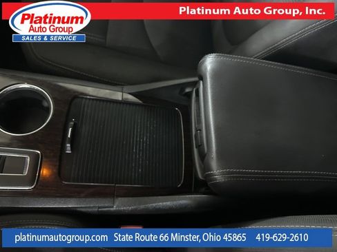 Used 2017 Chevrolet Traverse LT image 19