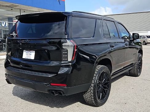 Used 2026 Chevrolet Tahoe High Country AWD/4WD image 9