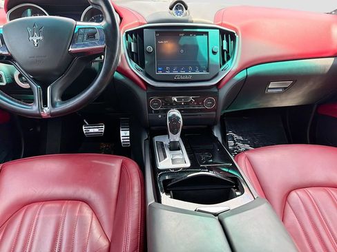 Used 2016 Maserati Ghibli S Q4 AWD/4WD image 18