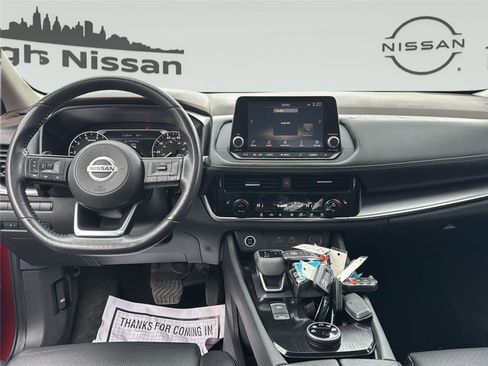 Used 2021 Nissan Rogue SV w/ Premium Package image 25