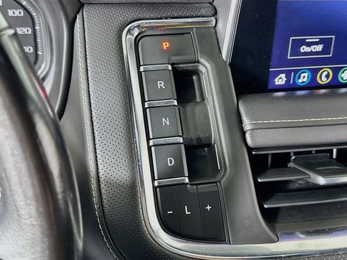 Used 2021 GMC Yukon SLT AWD/4WD image 17