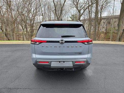 New 2026 Nissan Pathfinder Platinum AWD/4WD image 8