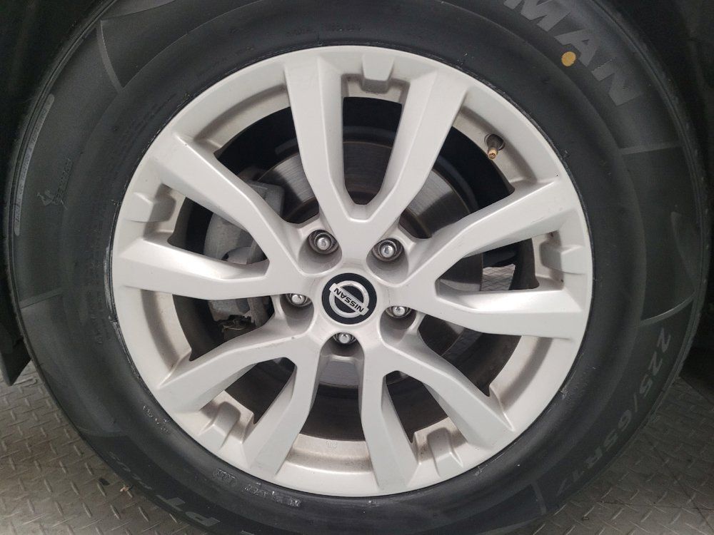 Used 2019 Nissan Rogue S w/ Special Edition Package AWD/4WD image 31