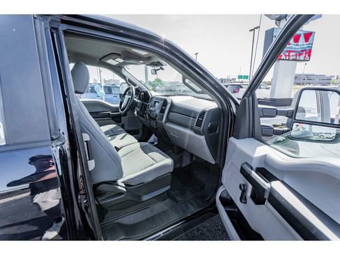 Used 2021 Ford F250 XL image 22