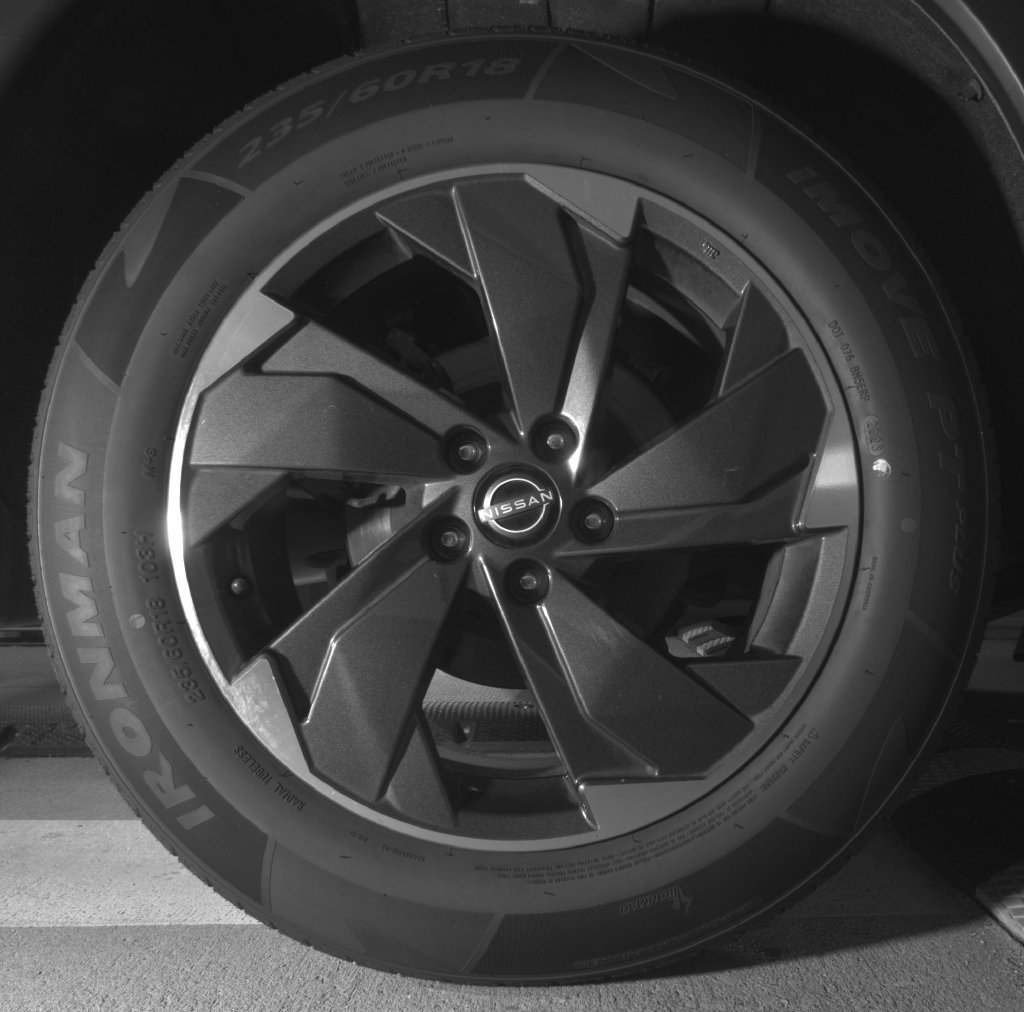 Used 2025 Nissan Rogue SV AWD/4WD image 14
