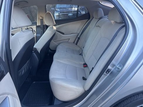 Used 2015 Kia Optima LX image 12