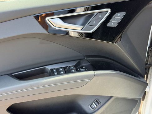 Certified 2023 Audi Q4 e-tron Prestige AWD/4WD image 13