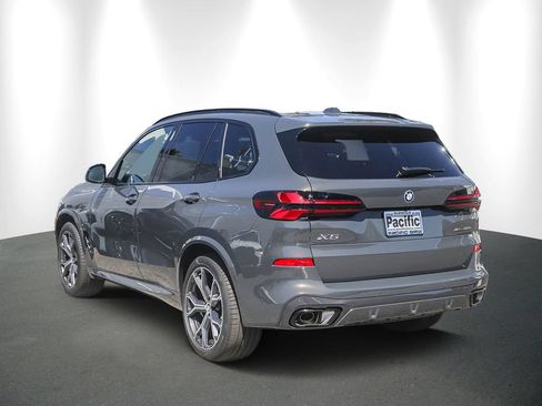 New 2026 BMW X5 xDrive50e w/ M Sport Package AWD/4WD image 4