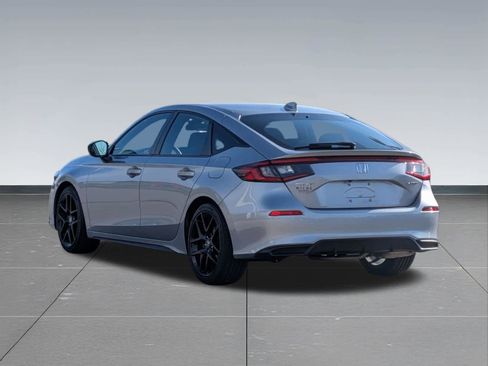 Used 2024 Honda Civic Sport image 3