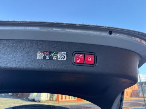 New 2026 Mercedes-Benz GLC 300 4MATIC image 28