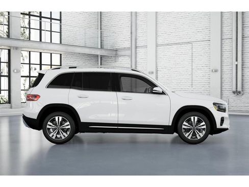 New 2026 Mercedes-Benz GLB 250 4MATIC image 16