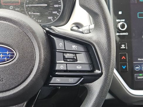 Used 2025 Subaru Crosstrek 2.0i Premium AWD/4WD image 25