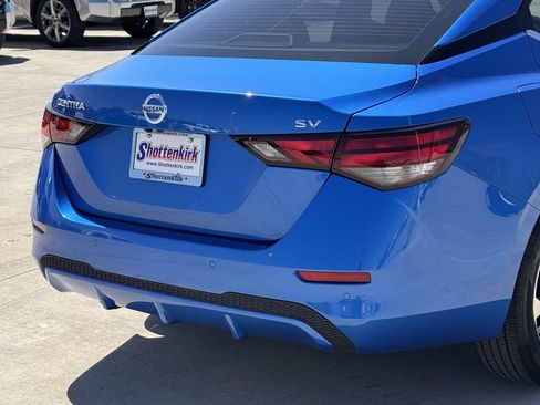 Used 2023 Nissan Sentra SV image 6
