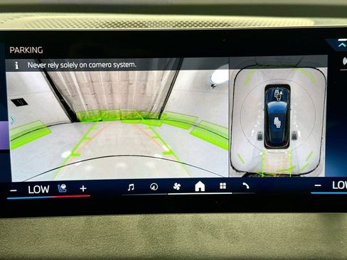 New 2026 BMW iX xDrive60 w/ M Sport Package image 15