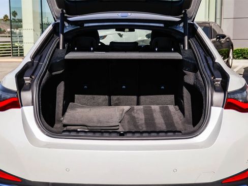 Used 2023 BMW i4 eDrive40 image 28