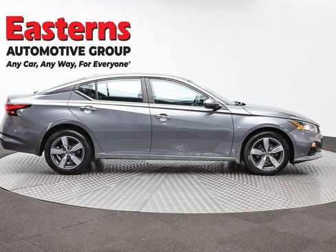 Used 2019 Nissan Altima 2.5 S AWD/4WD image 4