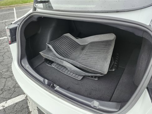 Used 2023 Tesla Model 3 Standard Range RWD image 23