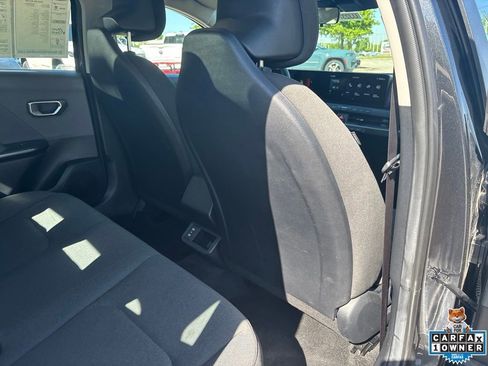 Used 2025 Kia K4 FWD image 38
