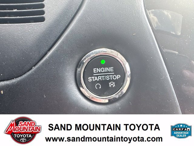 Used 2018 Ford Explorer Platinum AWD/4WD image 18