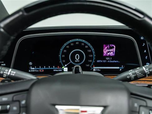 Used 2022 Cadillac Escalade Premium Luxury image 23