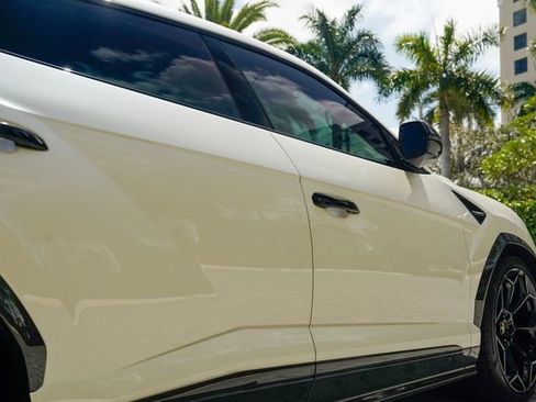 Used 2023 Lamborghini Urus Performante image 29