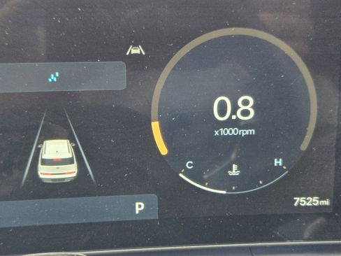 Used 2025 Hyundai Santa Fe Limited image 22