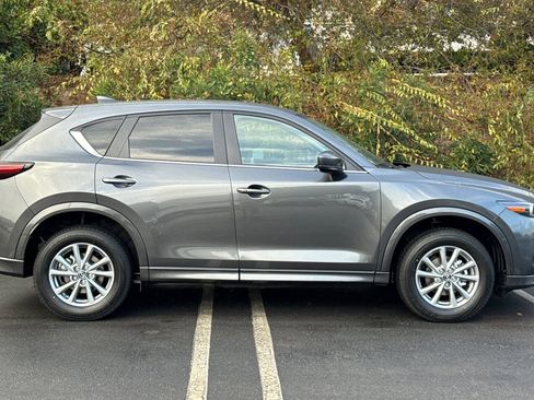 New 2025 MAZDA CX-5 AWD 2.5 S w/ Select Package image 4