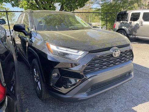 Used 2025 Toyota RAV4 LE image 5